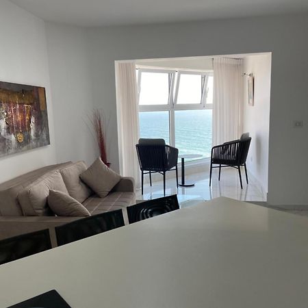 סוויטת אהבה מתוקה על הים-Sweet Love Suite On The Sea Bat Yam Dış mekan fotoğraf